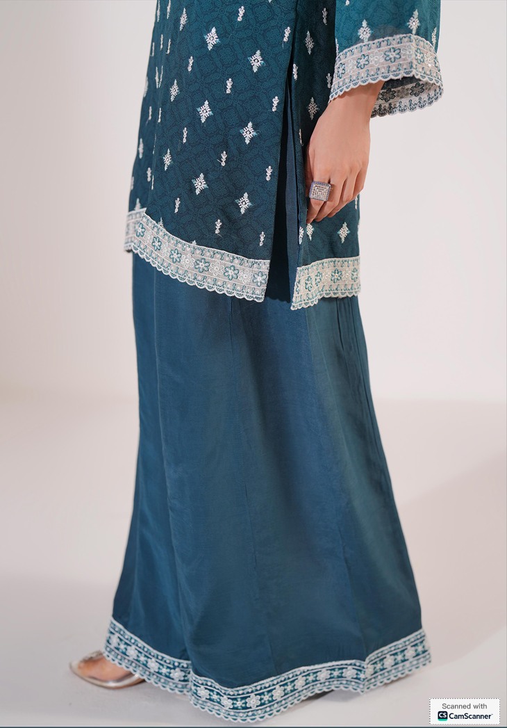 Mahroosh-3pc Lawn Suit
